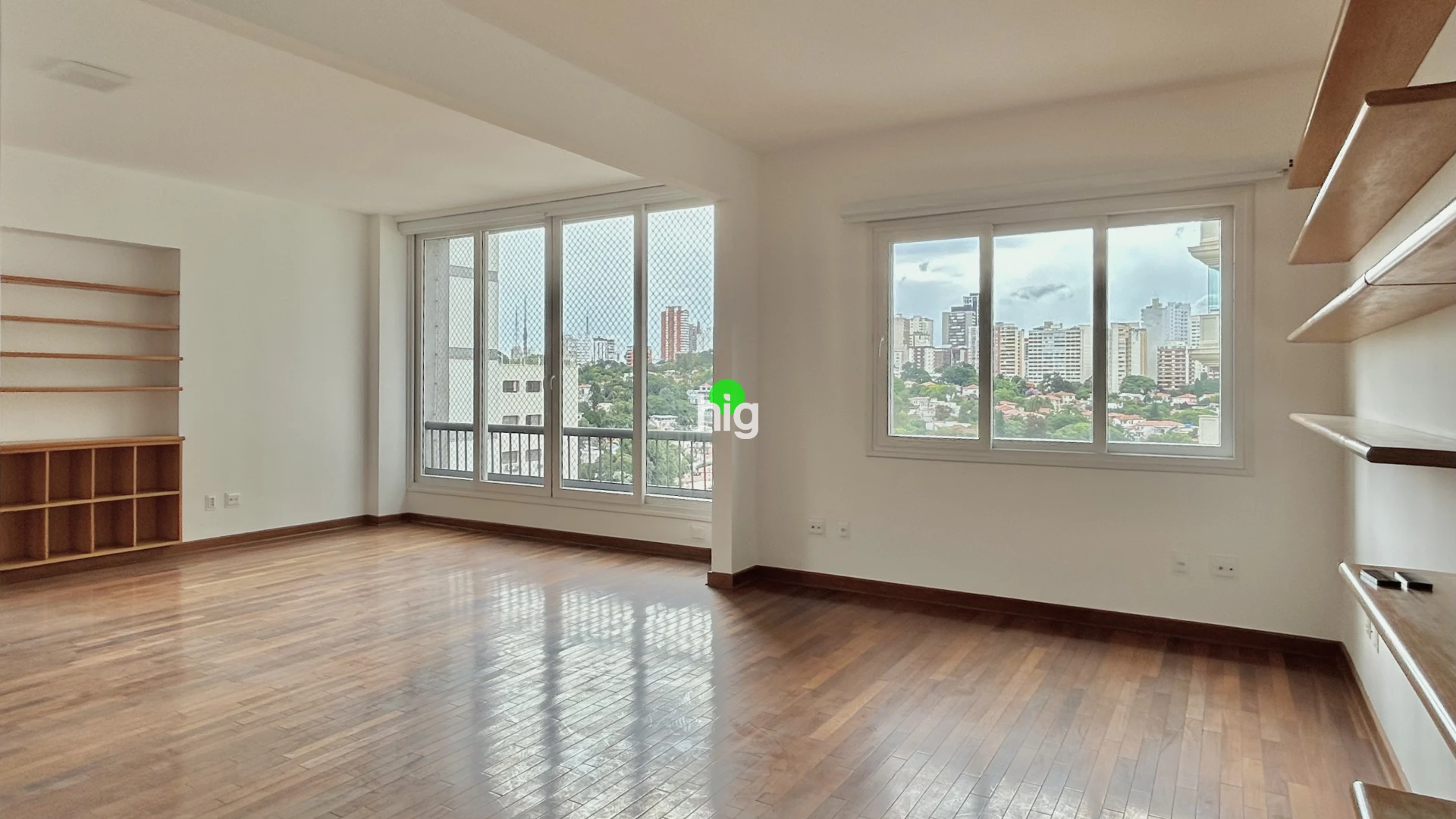 Apartamento Maravilhoso em prédio HISTÓRICO no melhor do Bairro!