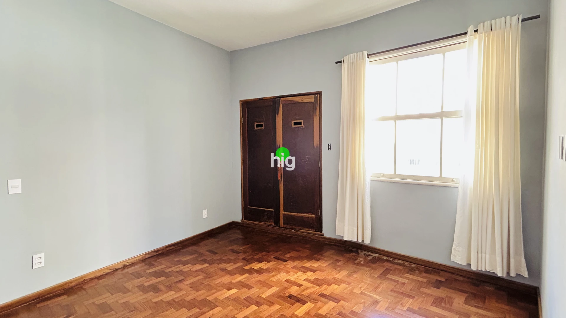 Um "bijou"  original de Higienópolis em prédio histórico tombado - 