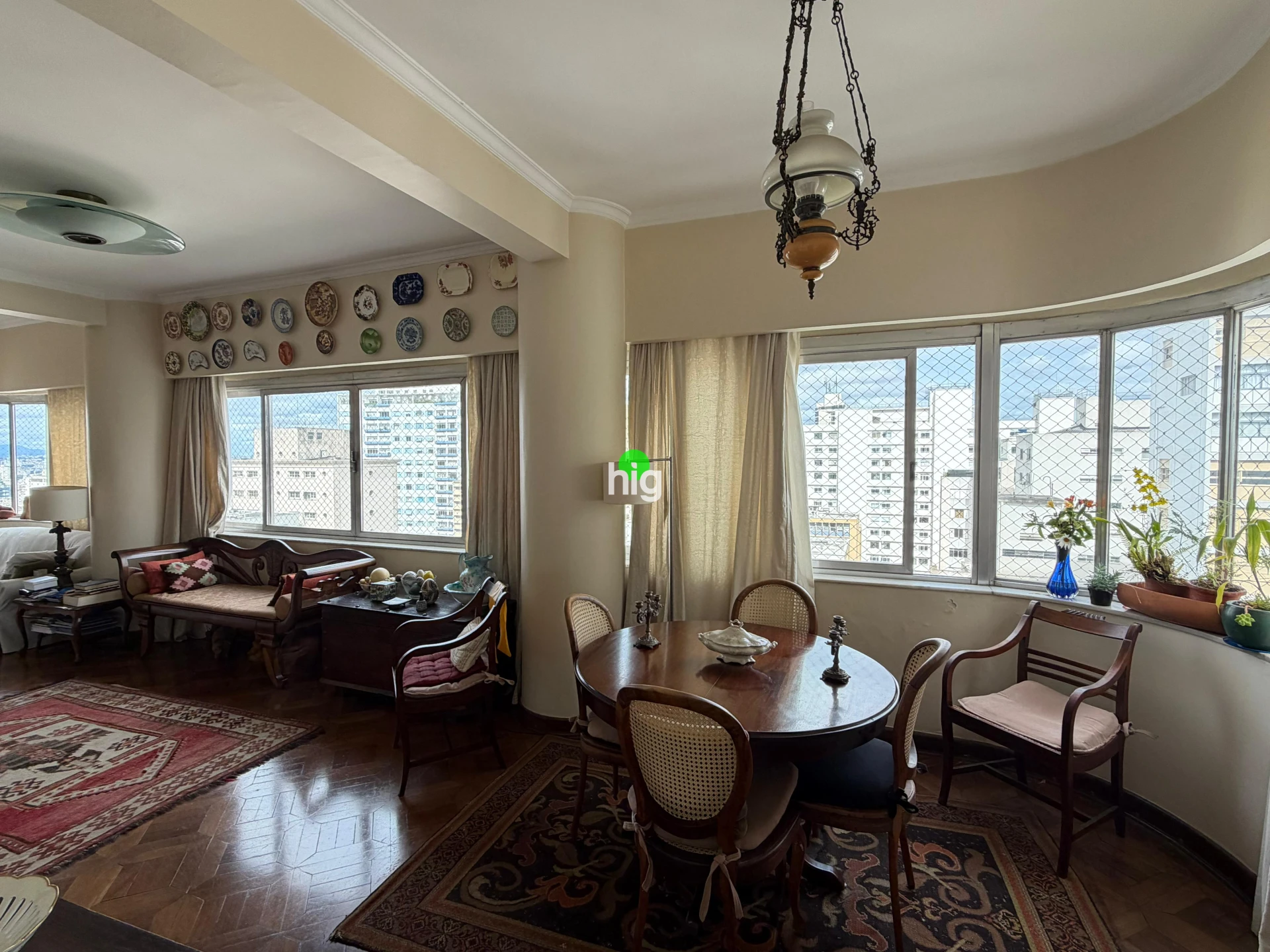 HIGIENÓPOLIS - RUA TRANQUILA