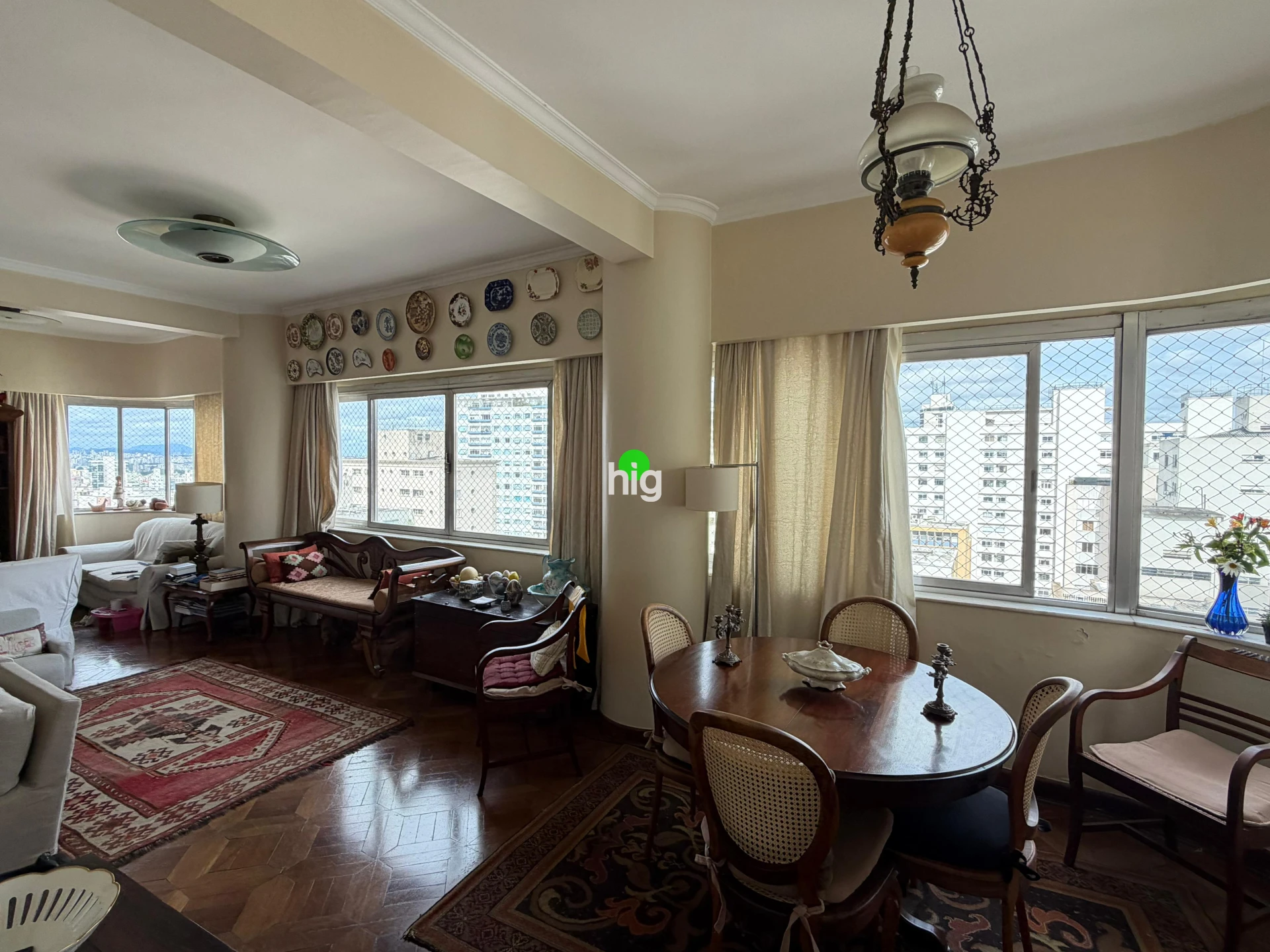 HIGIENÓPOLIS - RUA TRANQUILA - 