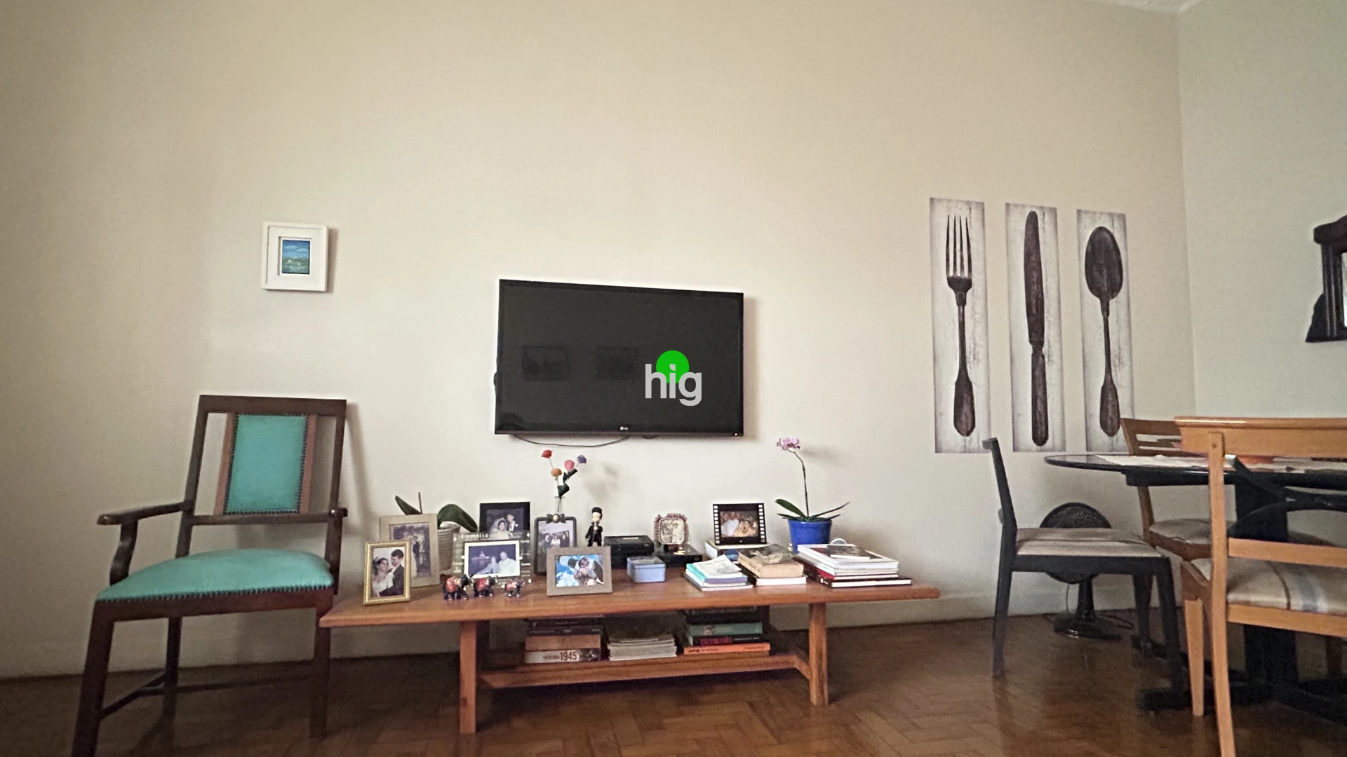 Santa Cecília — Charme de prédio antigo, luz natural e grande potencial de reforma - 