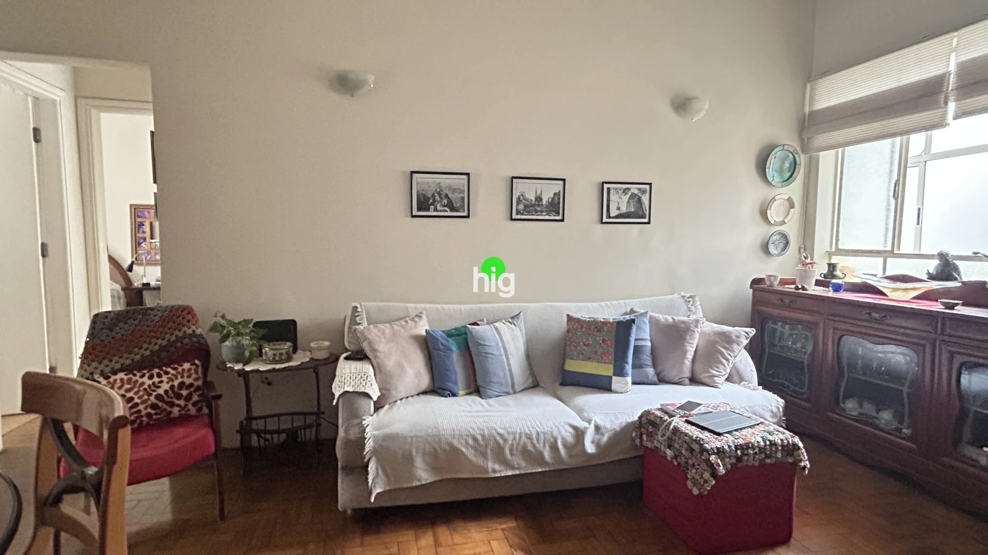 Santa Cecília — Charme de prédio antigo, luz natural e grande potencial de reforma - 