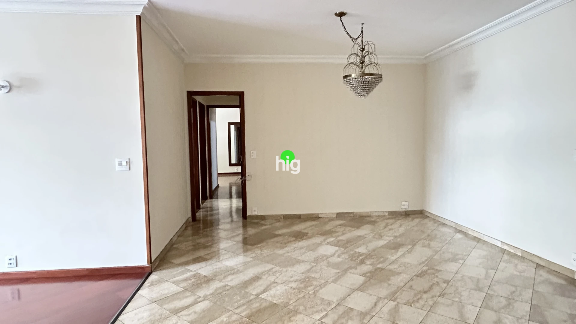 167 m2 de amplitude e luz em localização estratégica.  - 