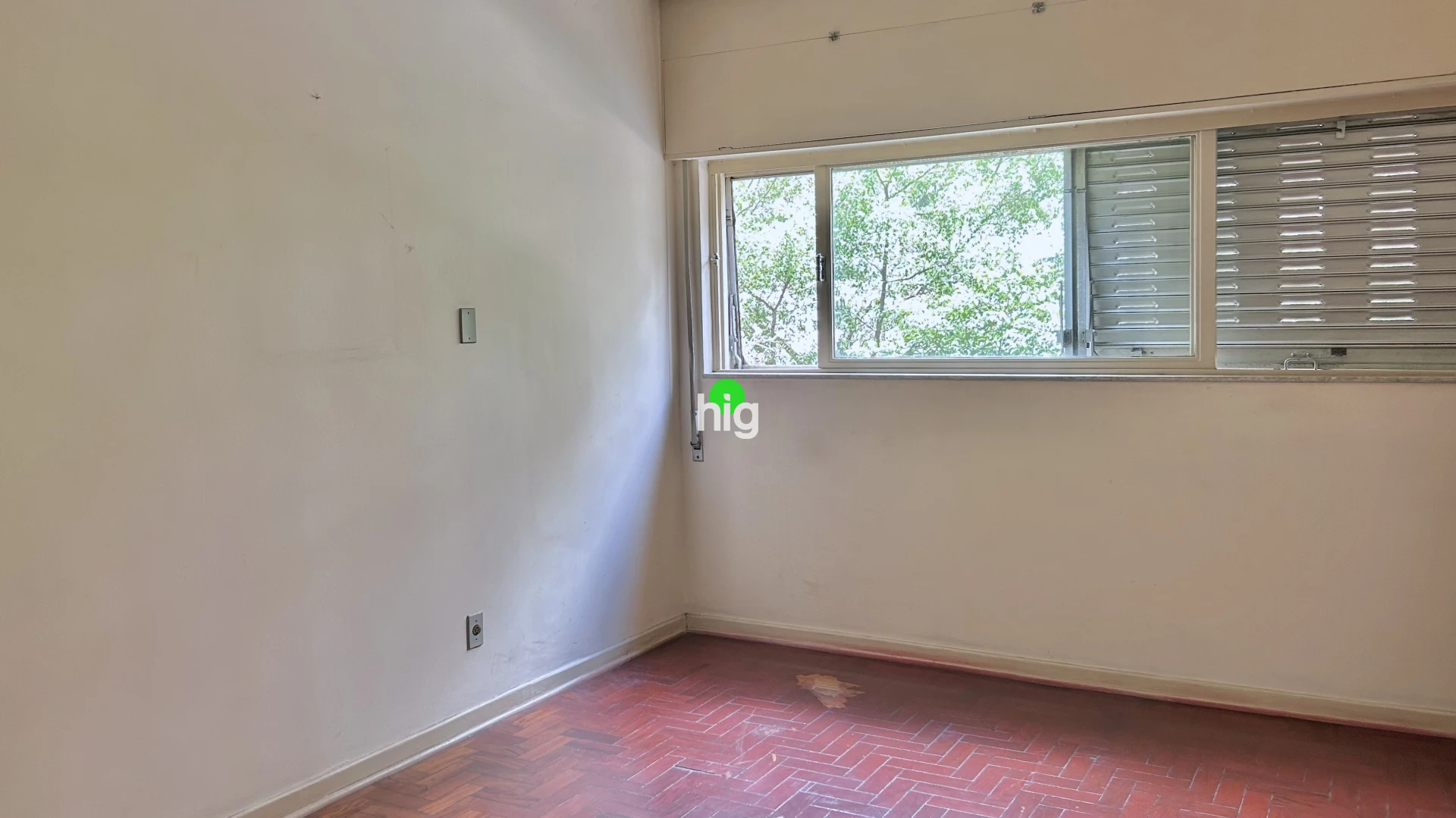 PRÉDIO ICÔNICO DE VICTOR REIF ! APARTAMENTO ORIGINAL PERFEITO PARA REFORMA  - 