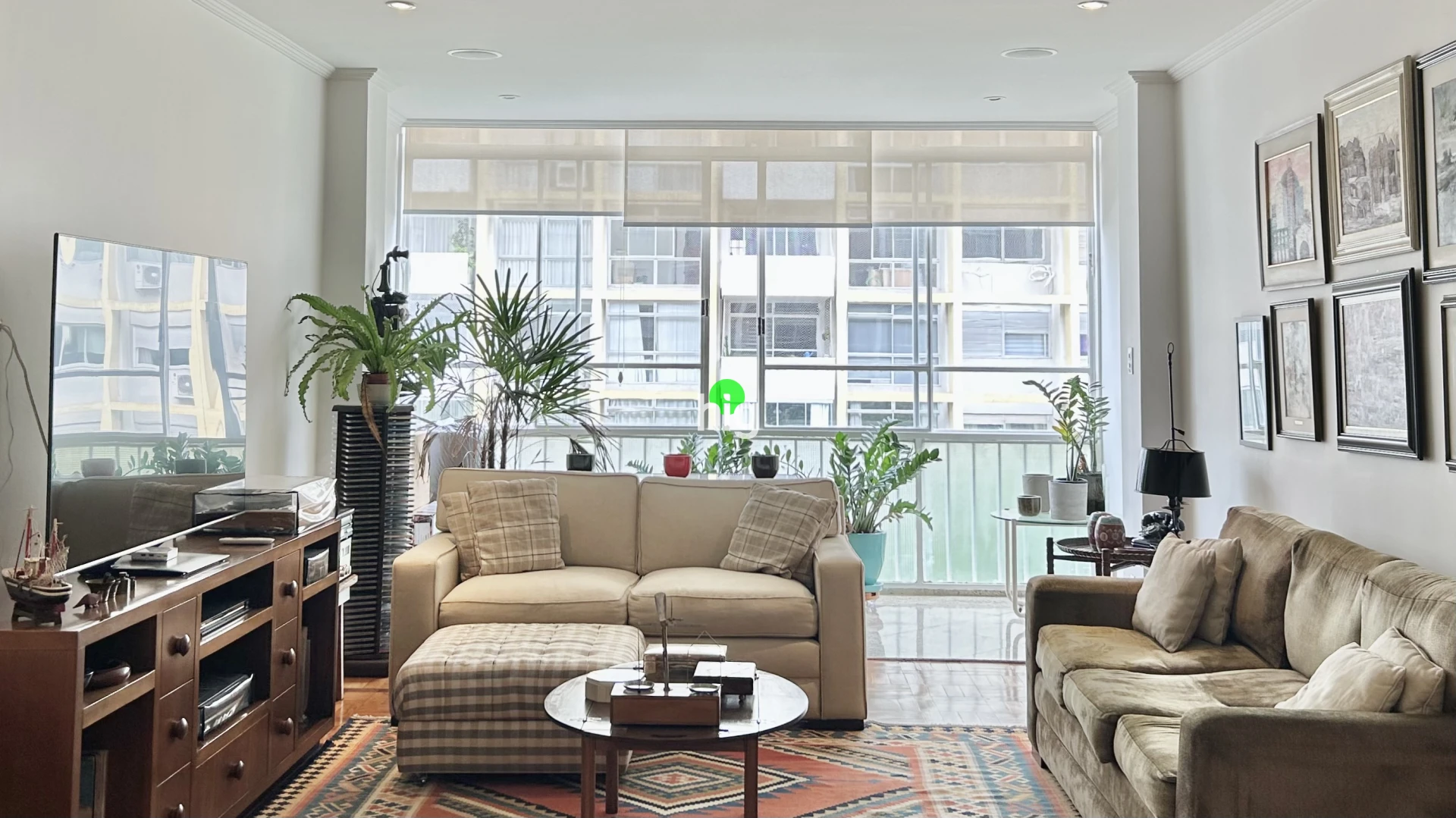 OPORTUNIDADE RARA! APARTAMENTO ORIGINAL EM EDIFÍCIO ASSINADO