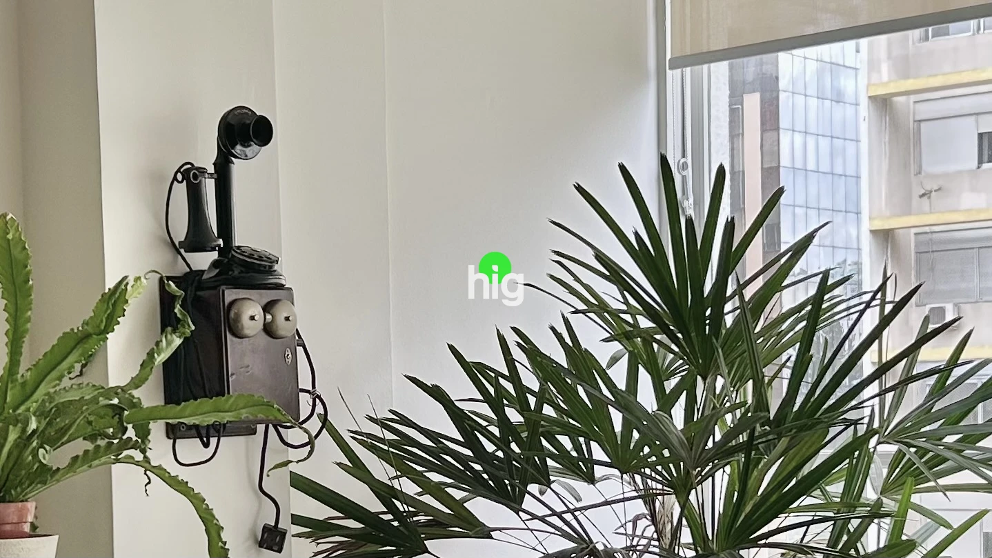 OPORTUNIDADE RARA! APARTAMENTO ORIGINAL EM EDIFÍCIO ASSINADO - 