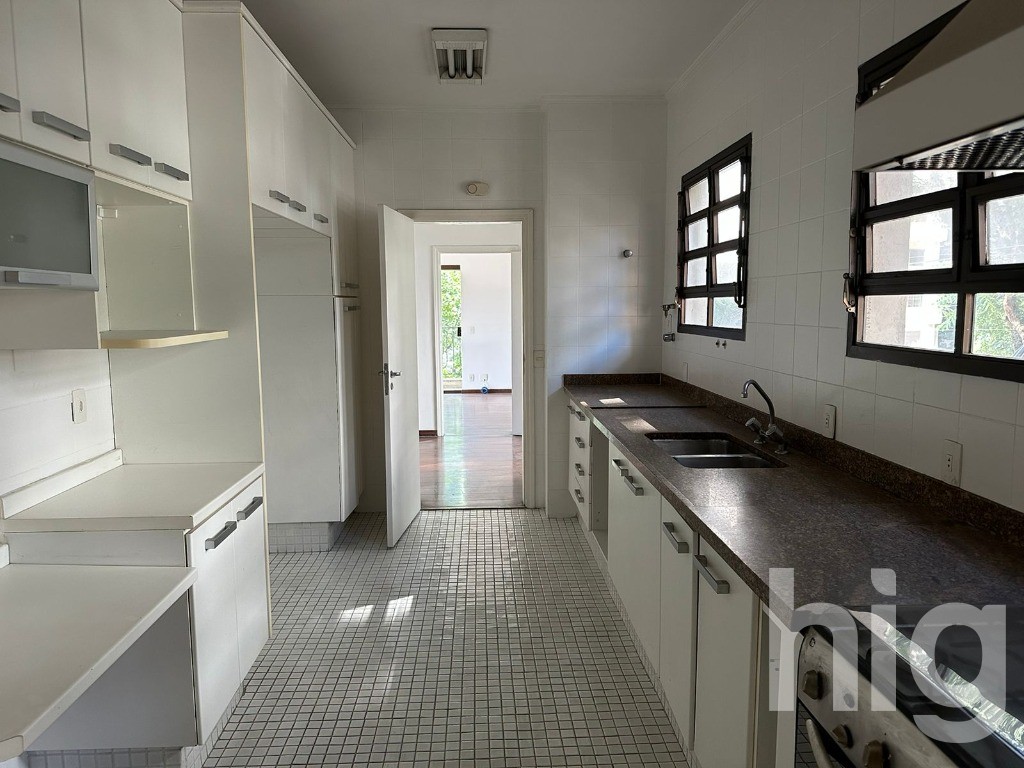 APARTAMENTO - 