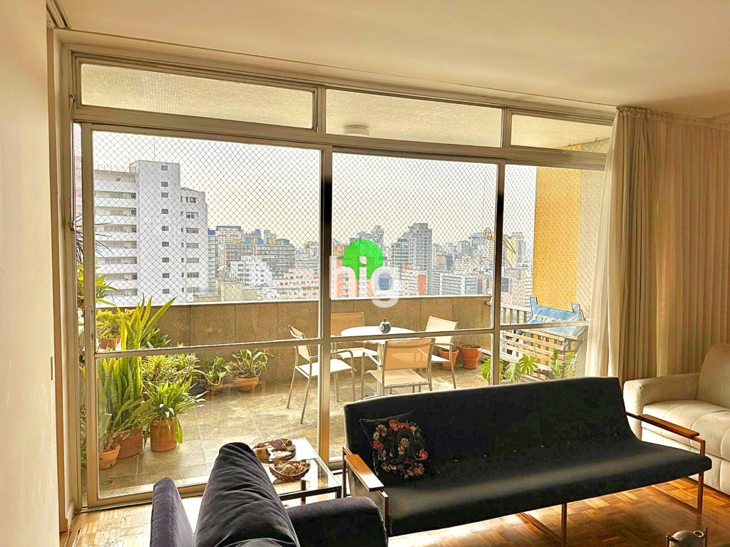 APARTAMENTO - 