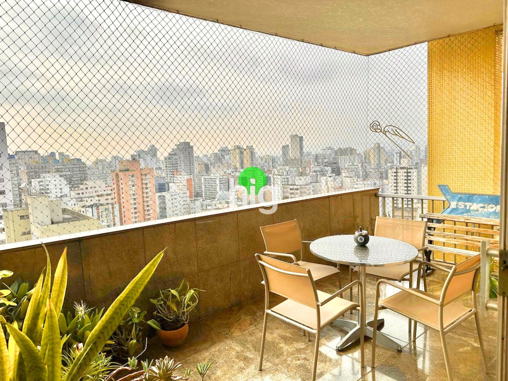 APARTAMENTO - 
