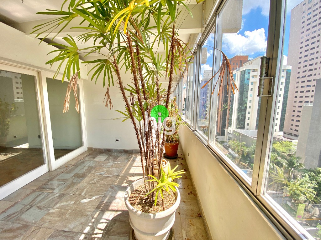 APARTAMENTO - 