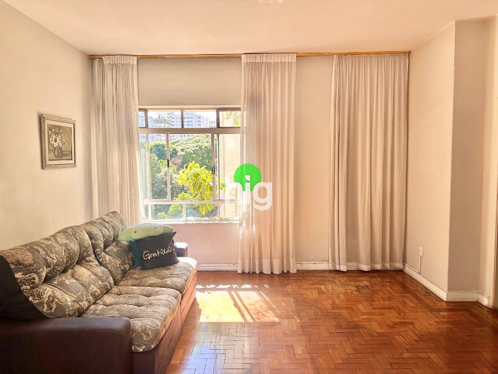 APARTAMENTO - 