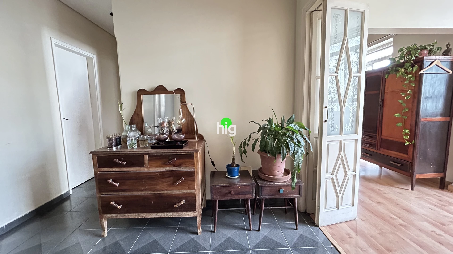 Edifício assinado por Victor Reif | Higienópolis / Santa Cecília - 