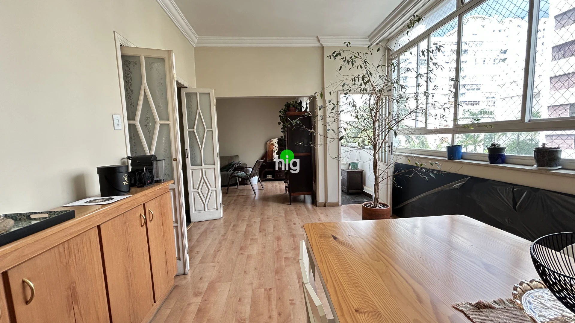 Edifício assinado por Victor Reif | Higienópolis / Santa Cecília - 