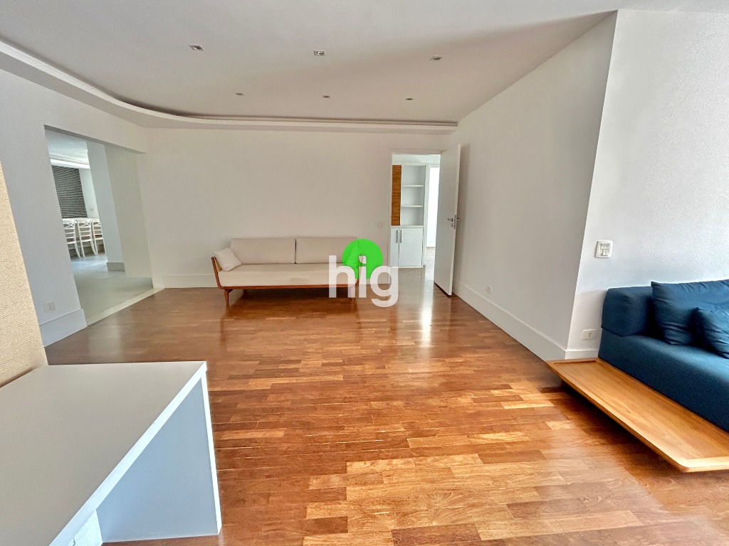 APARTAMENTO - 