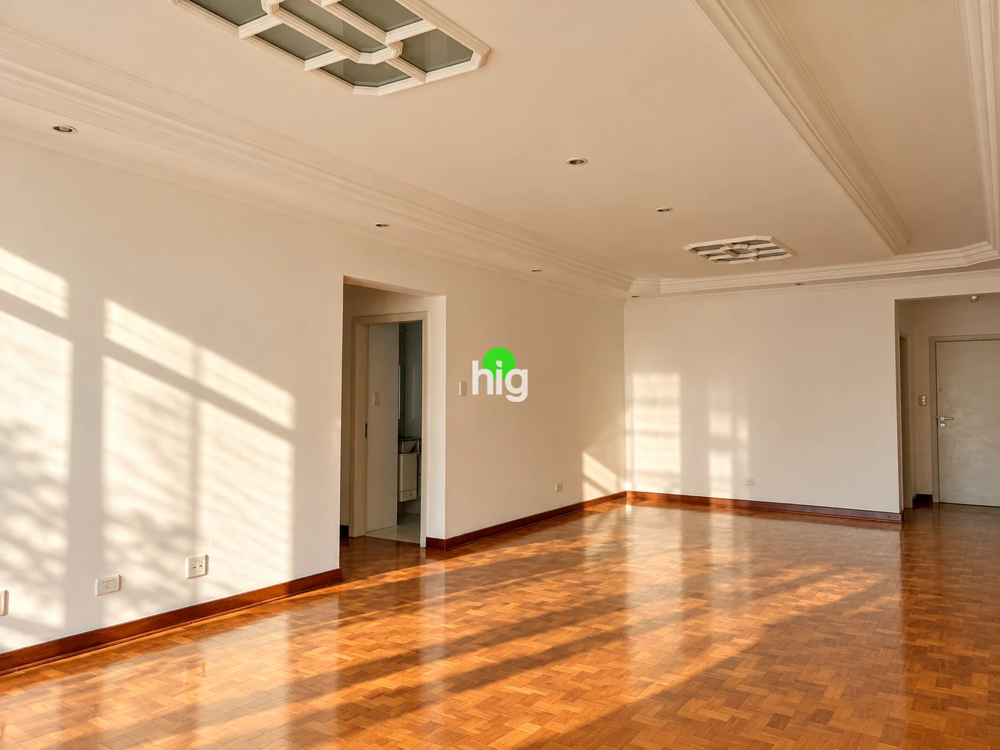 163 m² a poucos passos da Praça Buenos Aires - 