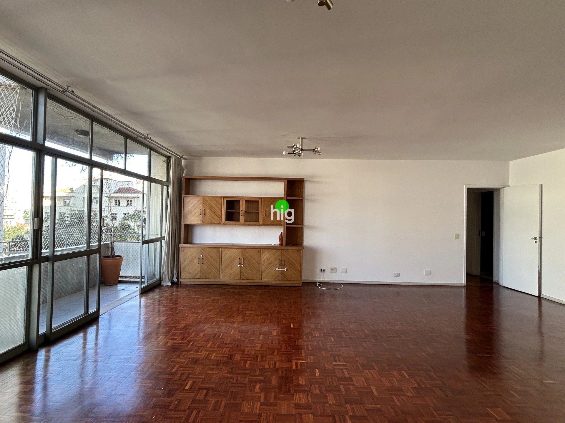 HIGIENÓPOLIS . Mais um icônico assinado por João Kon - 