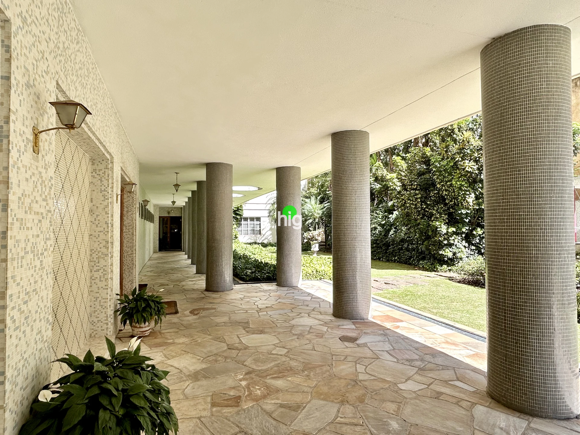 105 m² de potencial em um dos edifícios mais desejados de Higienópolis.