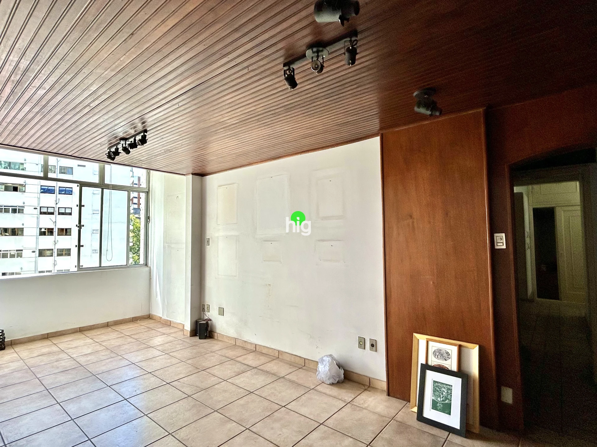 105 m² de potencial em um dos edifícios mais desejados de Higienópolis. - 
