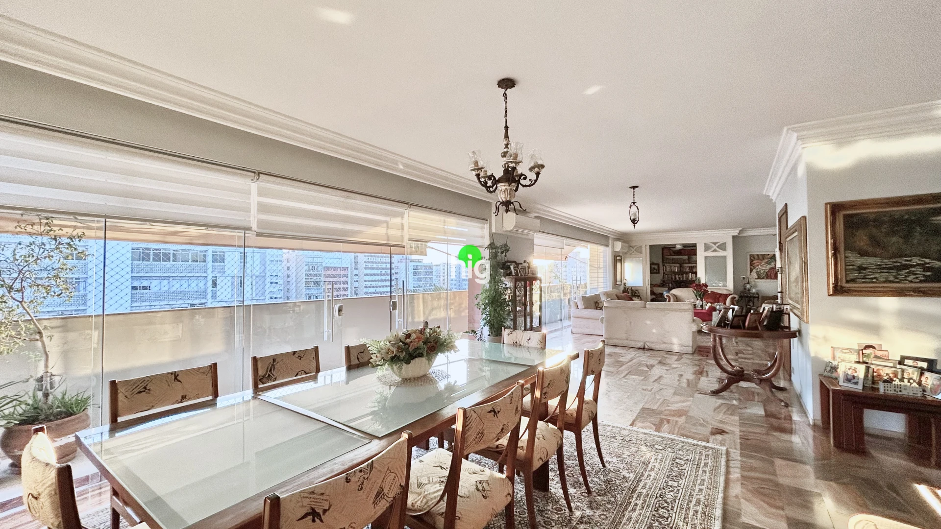 Amplo apartamento com potencial de 3  suítes a poucos passos do Shopping Higienópolis - 