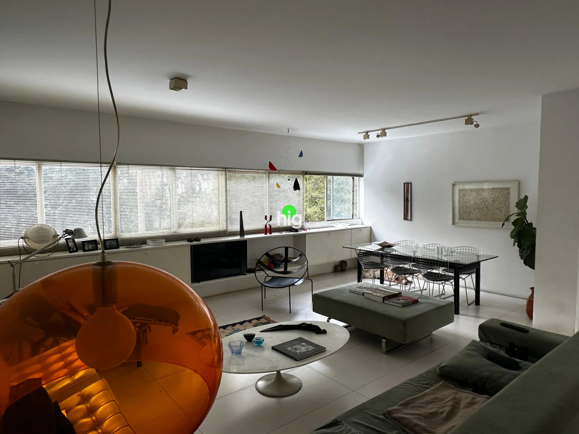  HIGIENÓPOLIS - APARTAMENTO AMPLO E CLÁSSICO 