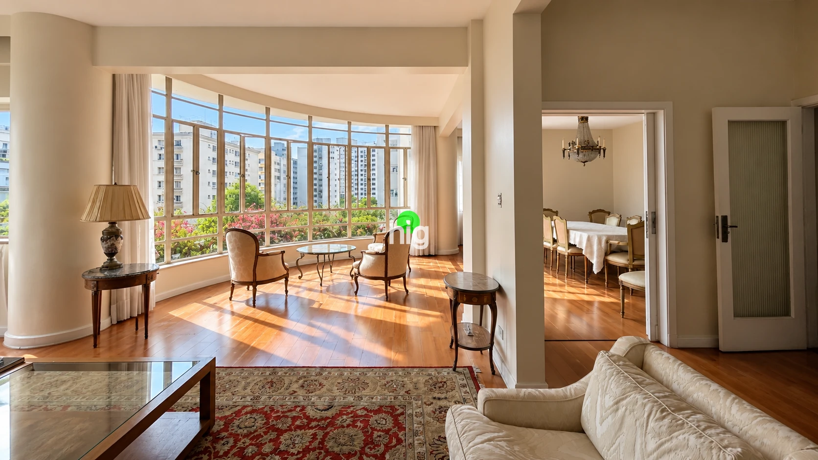 Um clássico de Higienópolis, onde a arquitetura de 1954 permanece como sinônimo de elegância. - 